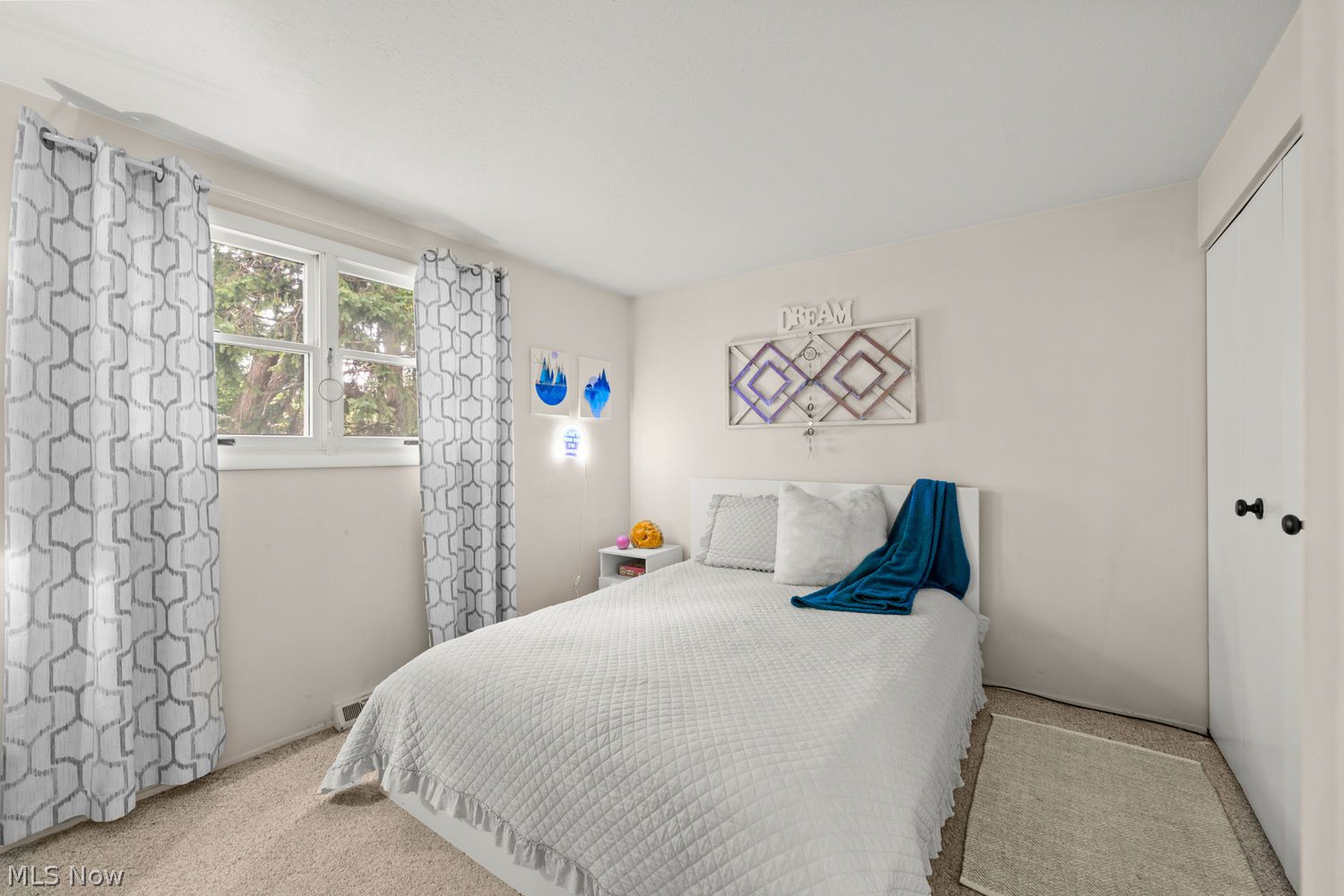6697 Forest Glen Avenue Solon OH 44139