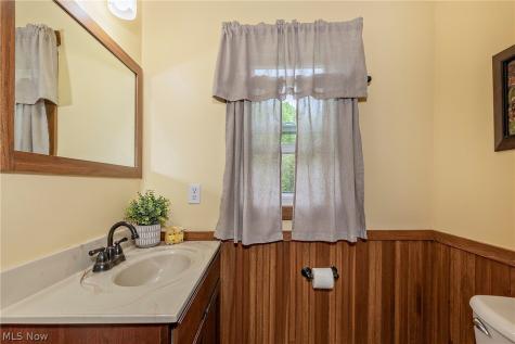 8635 Crow Road Litchfield OH 44253