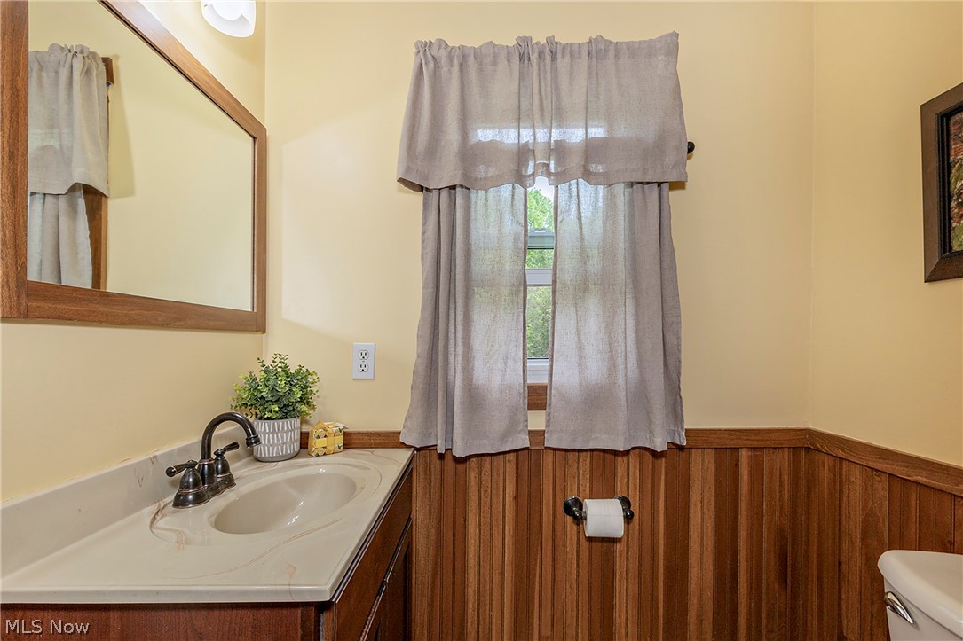 8635 Crow Road Litchfield OH 44253