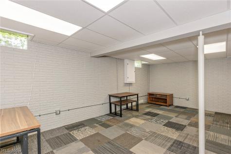 8635 Crow Road Litchfield OH 44253