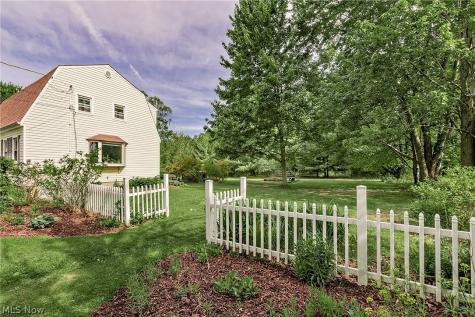 8635 Crow Road Litchfield OH 44253