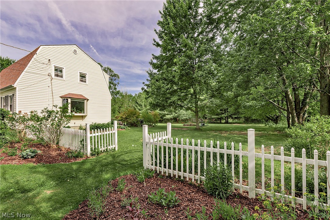 8635 Crow Road Litchfield OH 44253