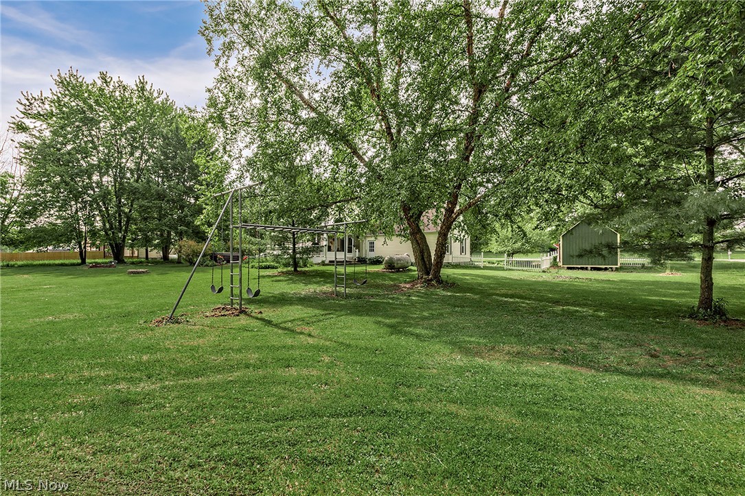 8635 Crow Road Litchfield OH 44253