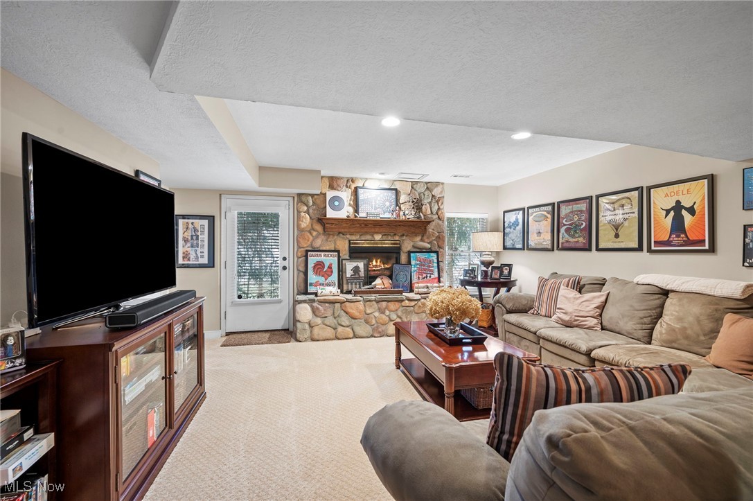 2279 Jesse Drive Hudson OH 44236