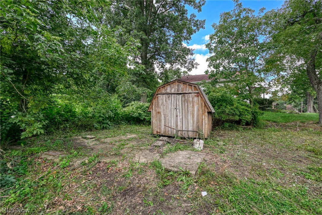 9408 Tallmadge Road Diamond OH 44412