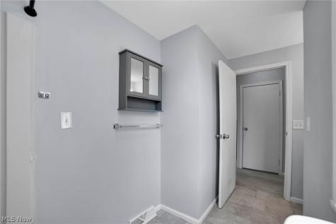 3328 W 125th Street Cleveland OH 44111