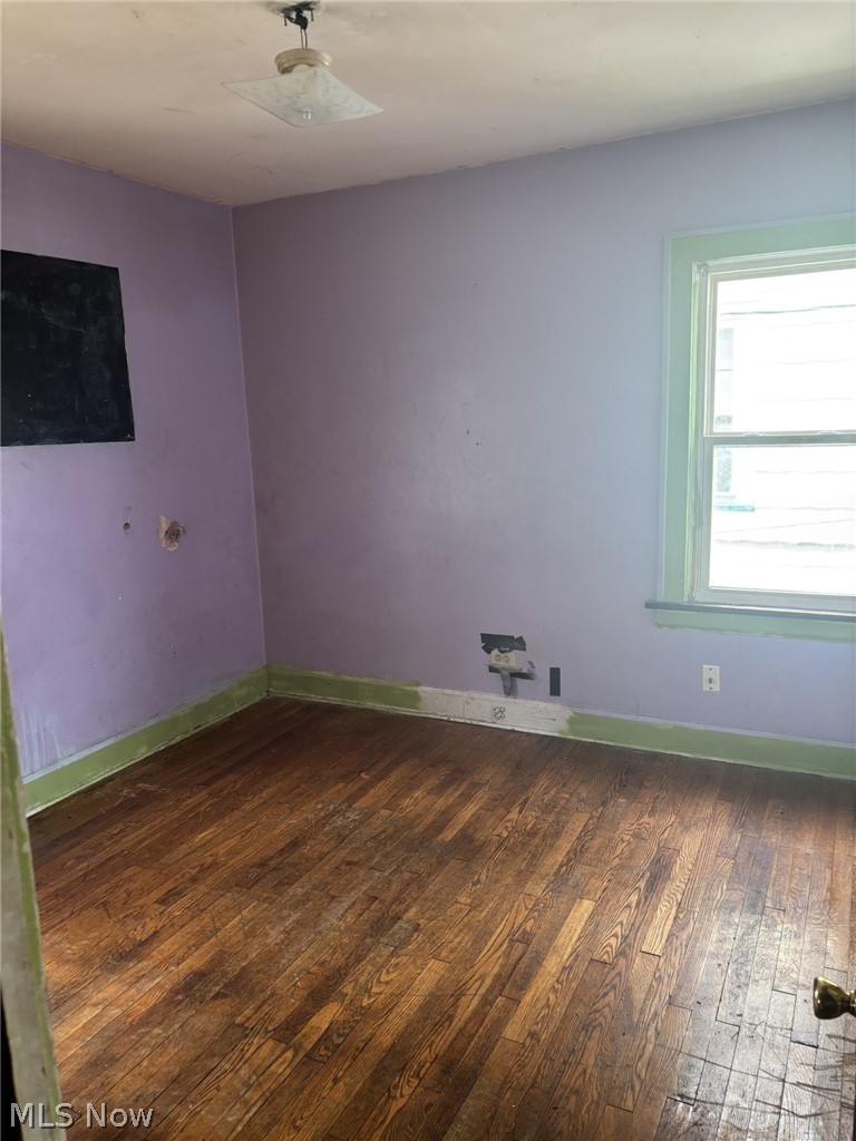 15406 Huntmere Avenue Cleveland OH 44110
