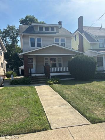 15406 Huntmere Avenue Cleveland OH 44110
