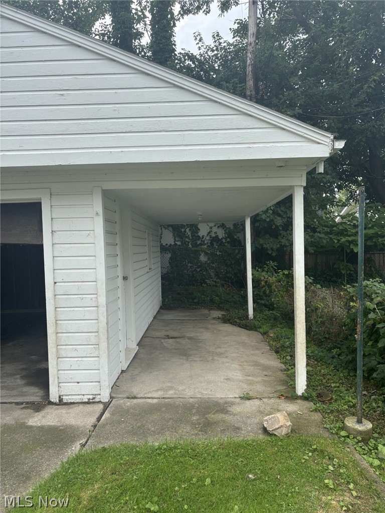 15406 Huntmere Avenue Cleveland OH 44110