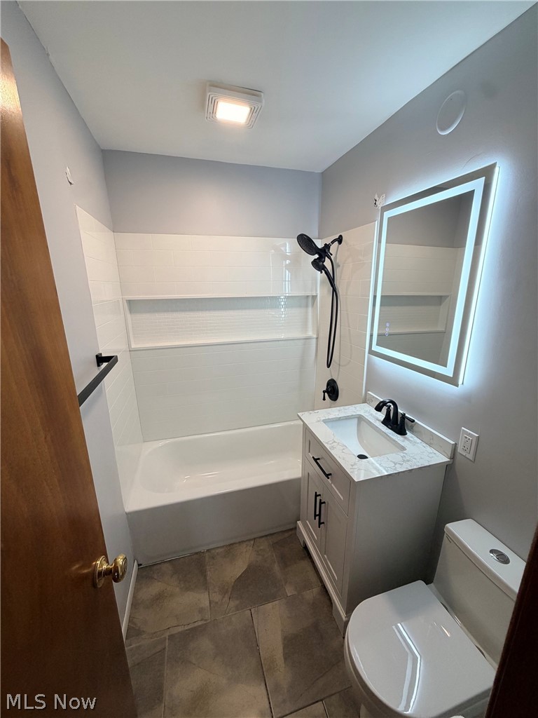 4717 Summer Lane Brooklyn OH 44144
