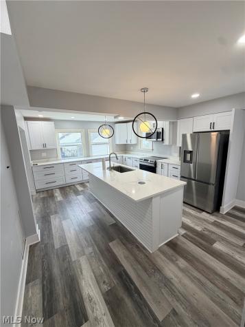 4717 Summer Lane Brooklyn OH 44144