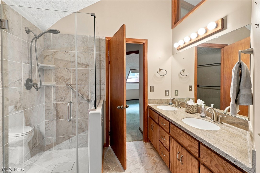 11175 Heath Road Chesterland OH 44026