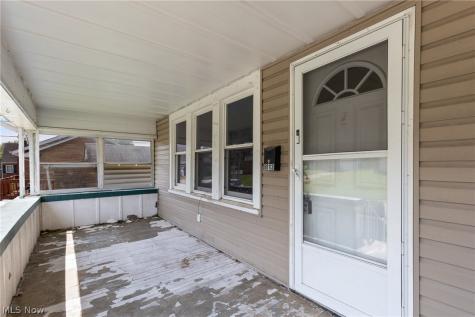 813 Jeanette Avenue Steubenville OH 43952