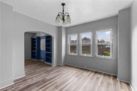 813 Jeanette Avenue Steubenville OH 43952