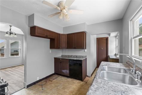 813 Jeanette Avenue Steubenville OH 43952
