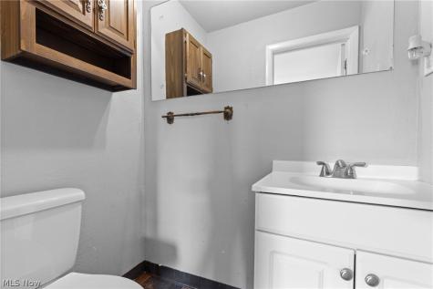 813 Jeanette Avenue Steubenville OH 43952