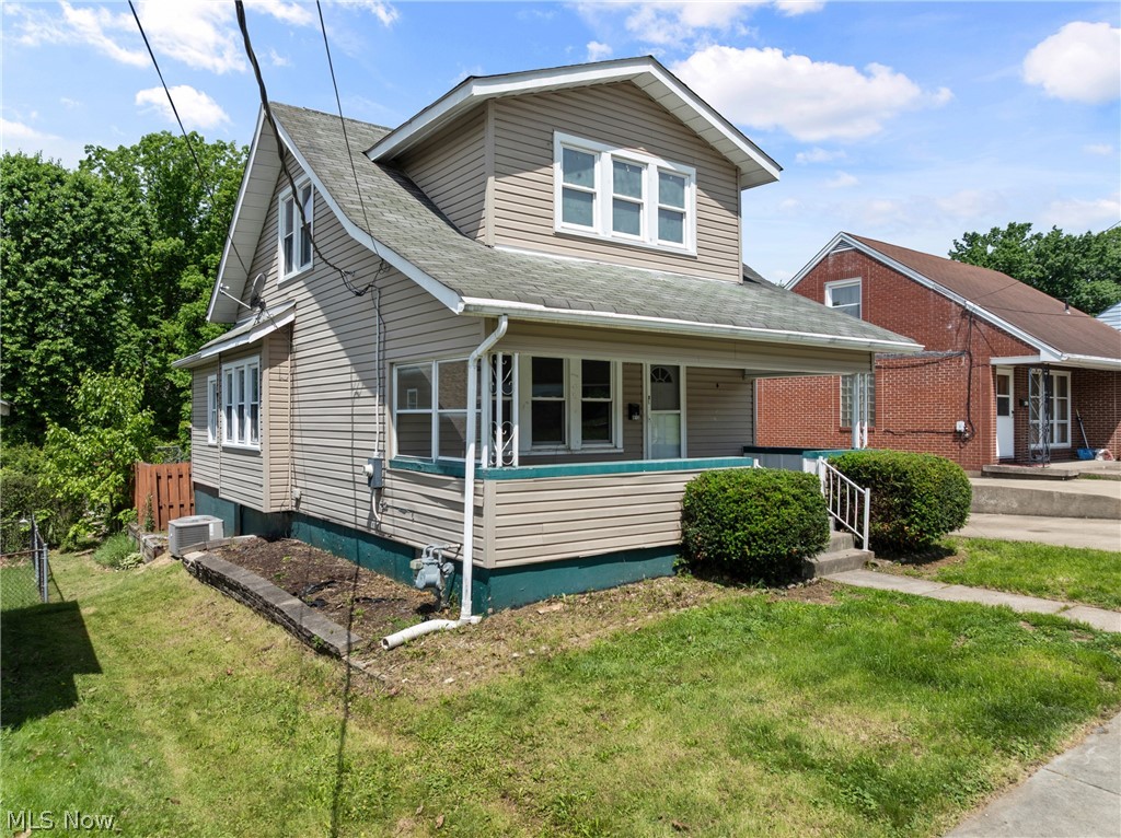 813 Jeanette Avenue Steubenville OH 43952