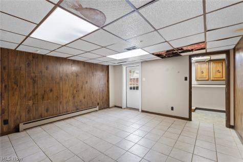 813 Jeanette Avenue Steubenville OH 43952