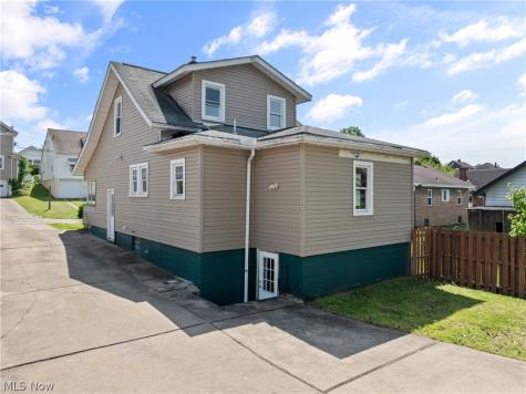 813 Jeanette Avenue Steubenville OH 43952