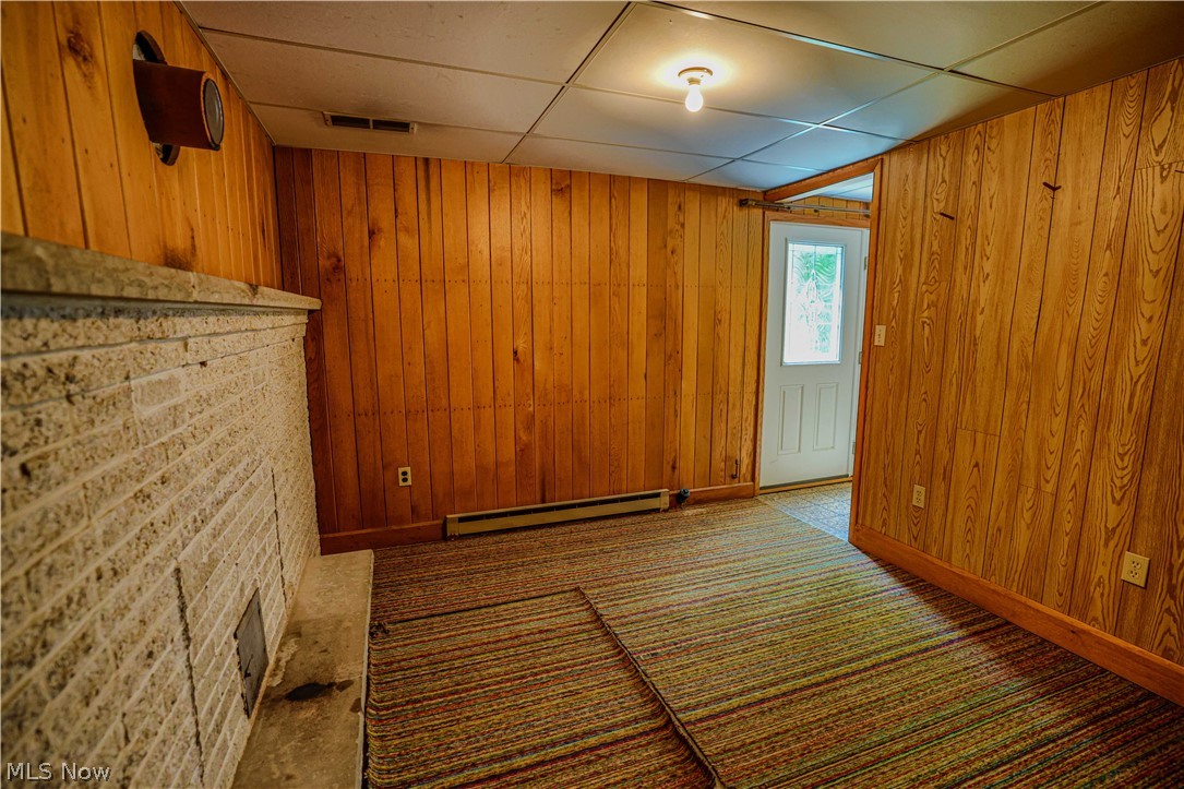 5475 Parks Avenue NE Louisville OH 44641