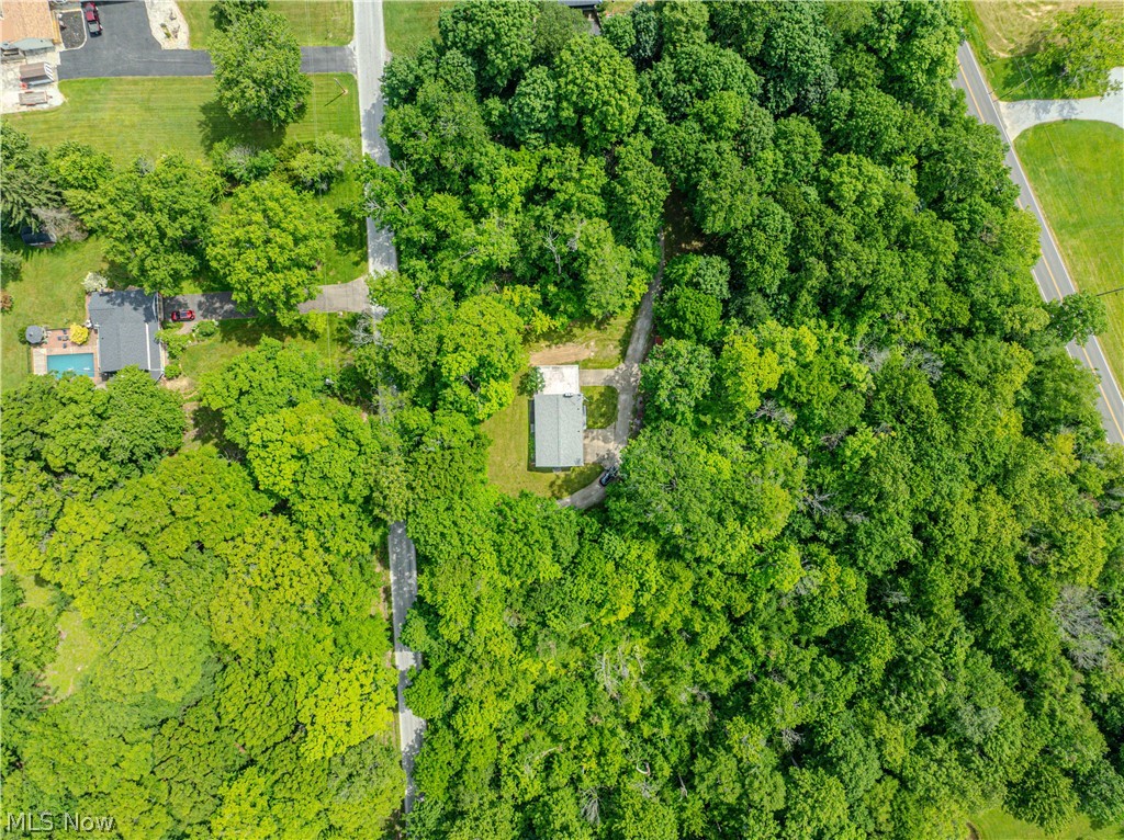 5475 Parks Avenue NE Louisville OH 44641
