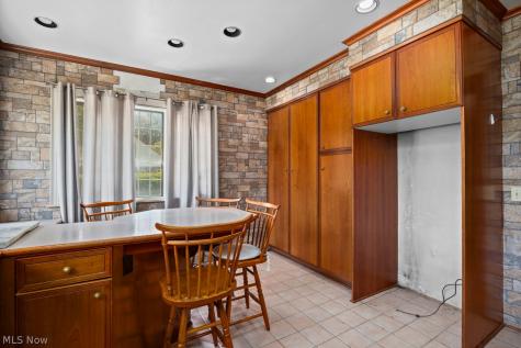 1021 Park Avenue Elyria OH 44035