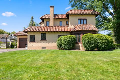 1021 Park Avenue Elyria OH 44035