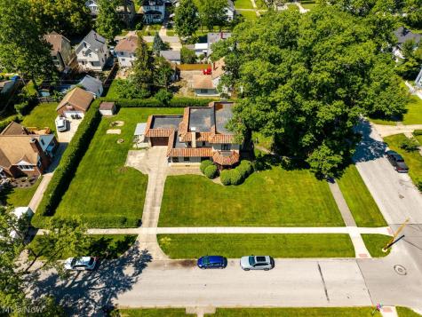 1021 Park Avenue Elyria OH 44035