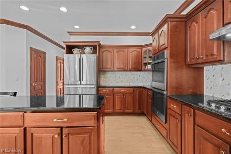 298 Village Drive Broadview Heights OH 44147