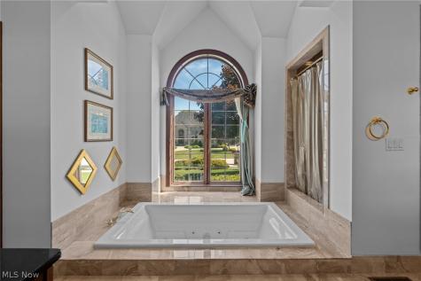 298 Village Drive Broadview Heights OH 44147