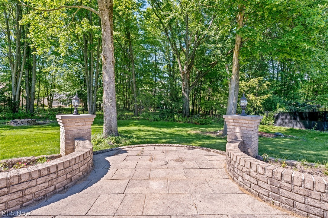298 Village Drive Broadview Heights OH 44147