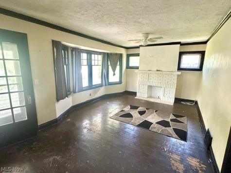 14106 Glenside Road Cleveland OH 44110