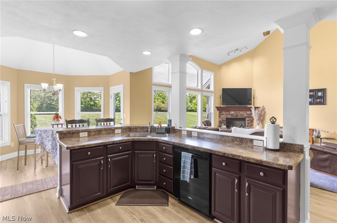 4875 Deerfield Court Mantua OH 44255