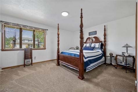 2433 Fontana Street NW Massillon OH 44646