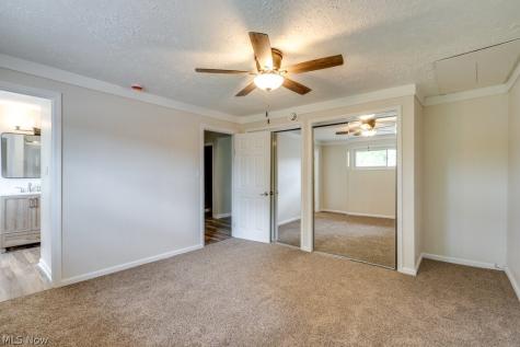 4944 Coleman Drive New Franklin OH 44319