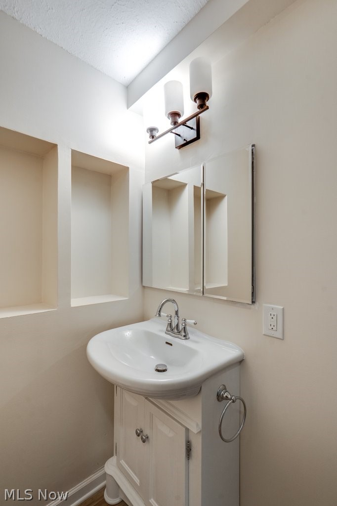 4944 Coleman Drive New Franklin OH 44319