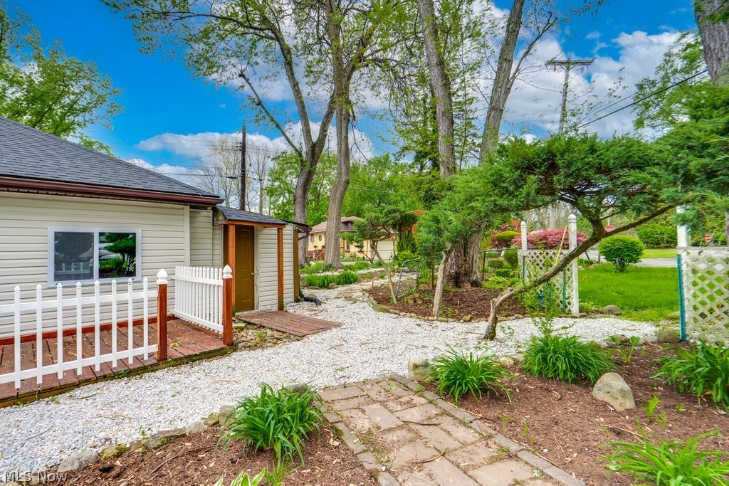 4944 Coleman Drive New Franklin OH 44319