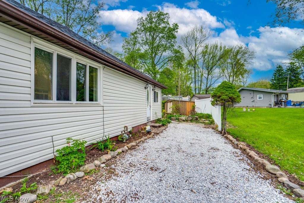 4944 Coleman Drive New Franklin OH 44319