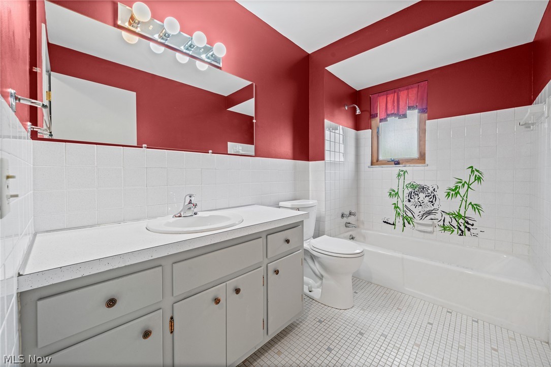 6217 Brookside Road Independence OH 44131