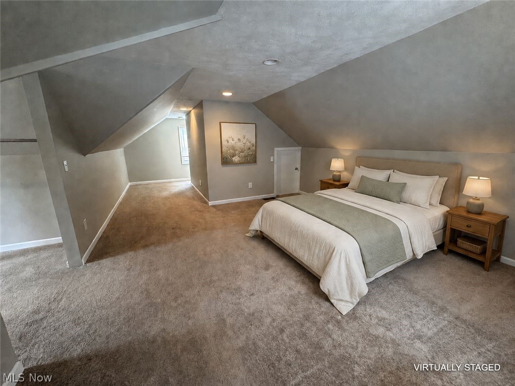 1132 Gordon Road Lyndhurst OH 44124