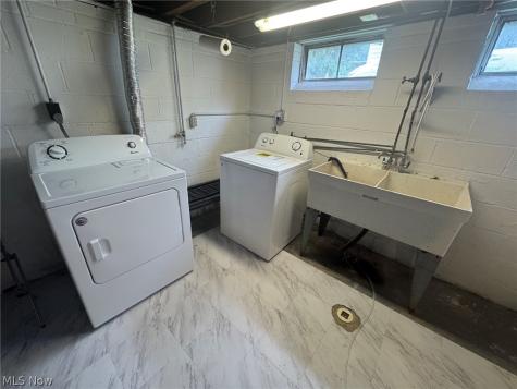 1132 Gordon Road Lyndhurst OH 44124