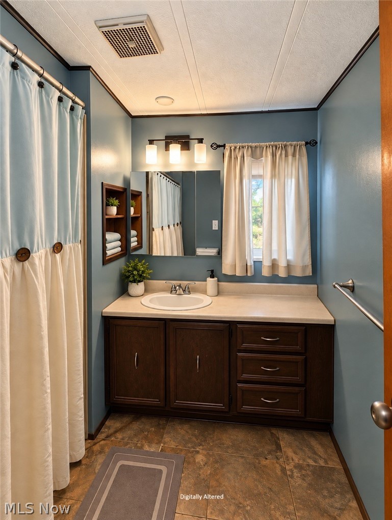 454 Westwoods Amherst OH 44001