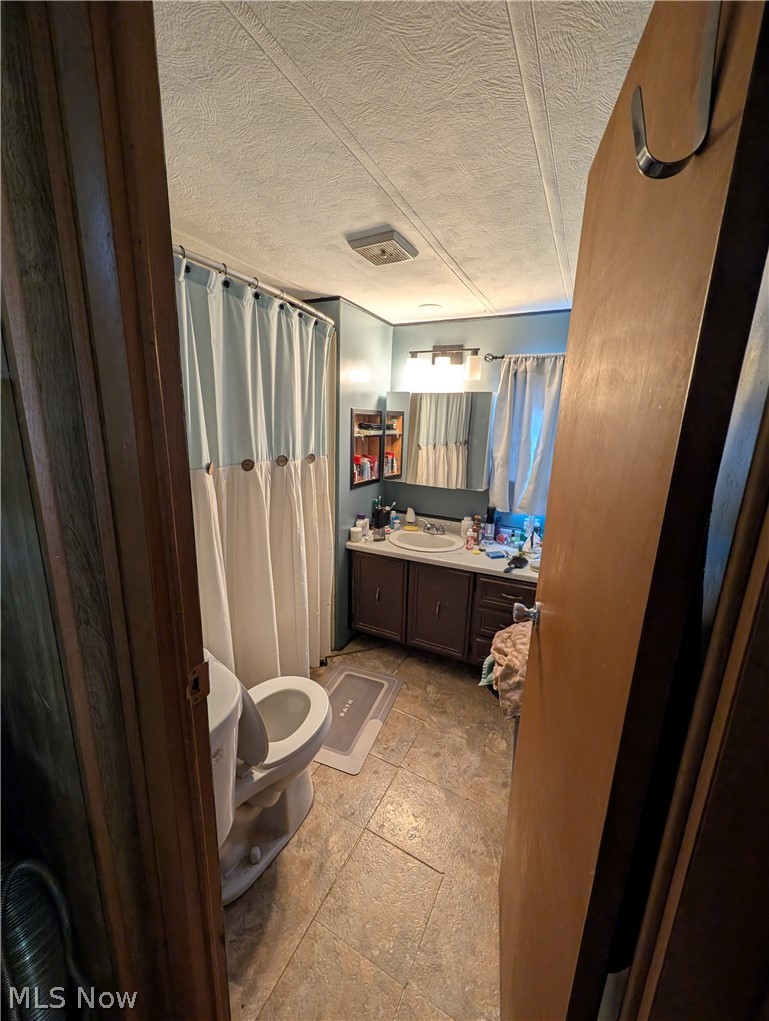 454 Westwoods Amherst OH 44001