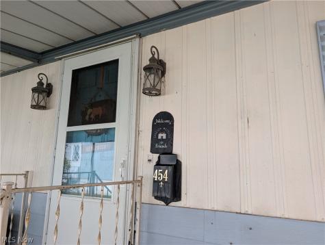 454 Westwoods Amherst OH 44001
