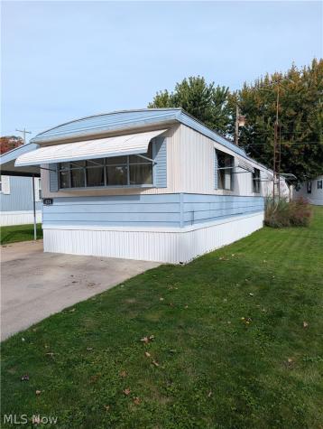 454 Westwoods Amherst OH 44001