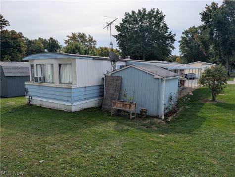 454 Westwoods Amherst OH 44001