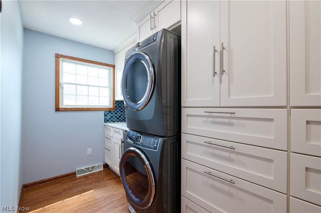361 Crestview Drive Elyria OH 44035