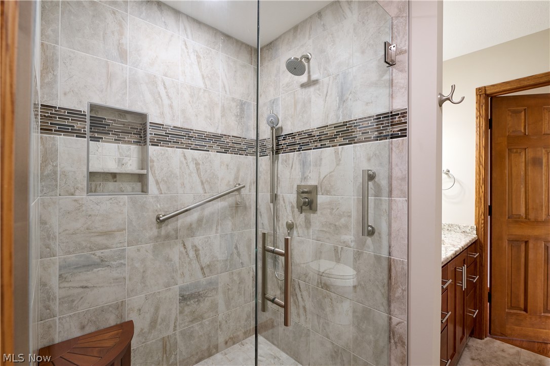 361 Crestview Drive Elyria OH 44035