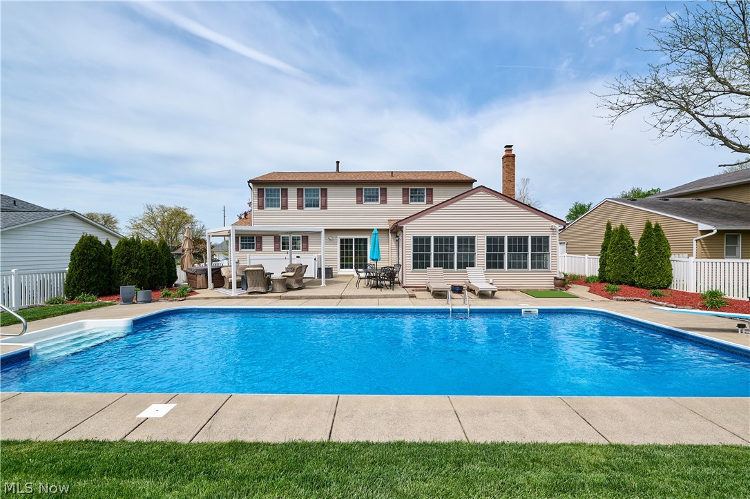 361 Crestview Drive Elyria OH 44035