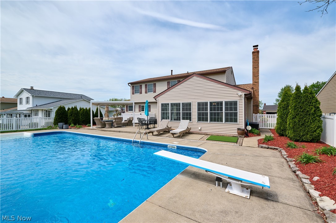 361 Crestview Drive Elyria OH 44035